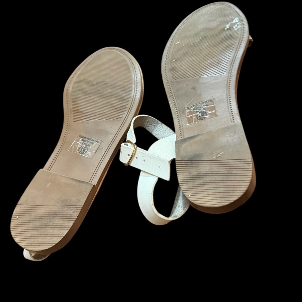 Nine West Cream and Tan Sandals - Picture 6 of 7
